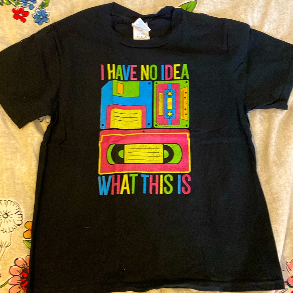 80s/90s theme shirt size M